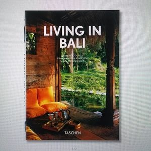 TASCHEN - Living in Bali (hardcover) book